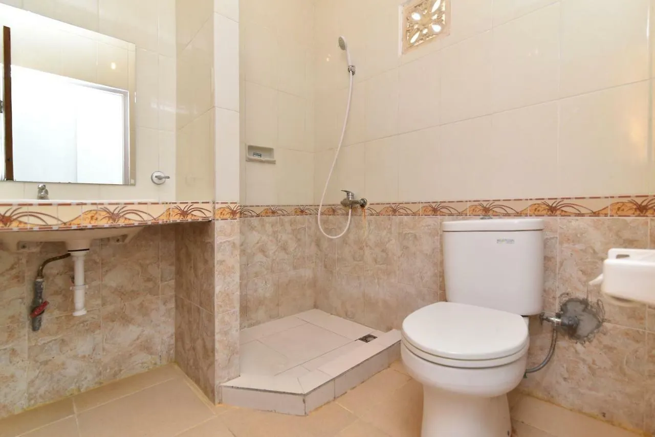 Reddoorz Near Tanjung Benoa Beach Nusa Dua  Guest house